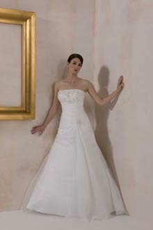 Beautyfull Bridal Newross Bridal Shop new ross Wedding dresses